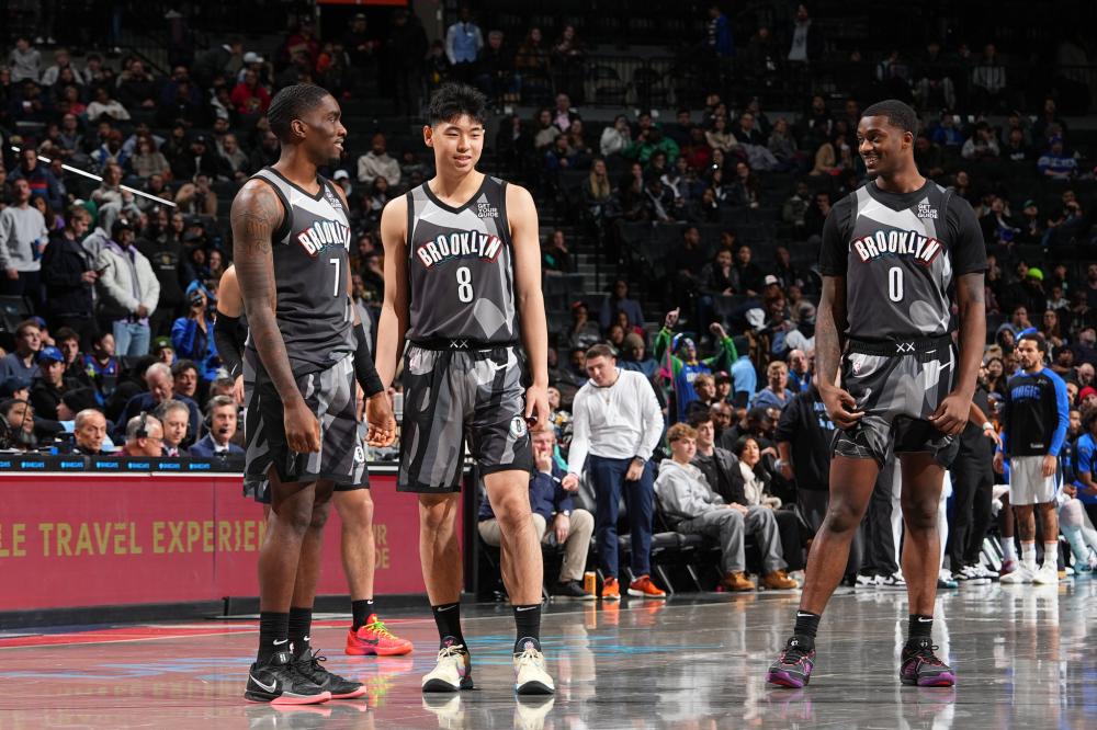 拉齐奥与亚 拉齐奥与亚